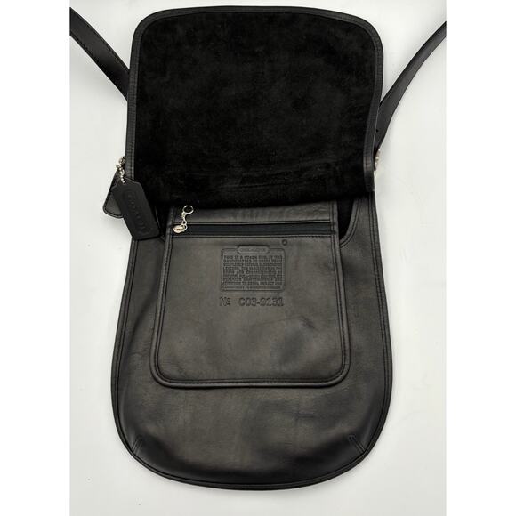 Coach 9131 Saddle Flap Crossbody | 90s Leather Hippie Bag | Vintage Minimal - Picture 14 of 16